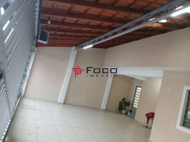 Casa / Sobrado para Venda em São José dos Campos/SP Vila Industrial 4 Quartos