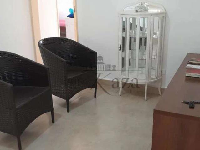 Casa / Sobrado para Venda em São José dos Campos/SP Vila Maria 3 Quartos