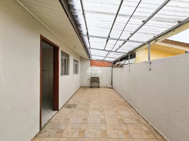 Casa / Sobrado para Venda em São José dos Pinhais/PR Ouro Fino 2 Quartos