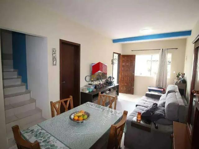 Casa / Sobrado para Venda em São José dos Pinhais/PR Ouro Fino 3 Quartos