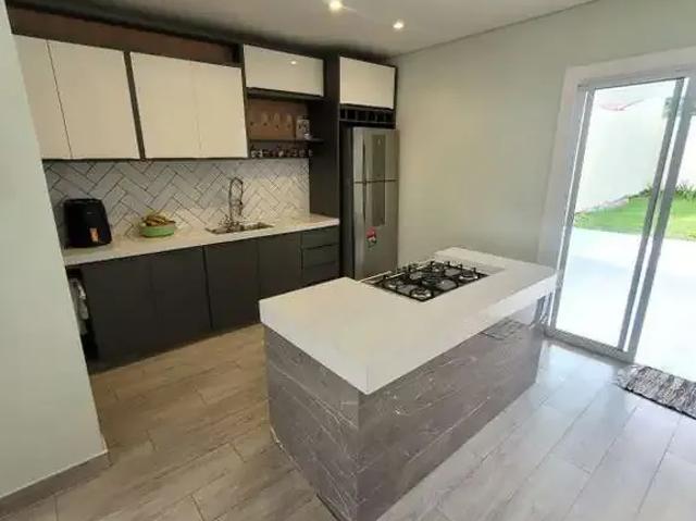 Casa / Sobrado para Venda em São José dos Pinhais/PR Aviação 3 Quartos