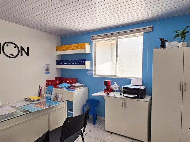 Casa / Sobrado para Venda em São José dos Pinhais/PR Afonso Pena 2 Quartos