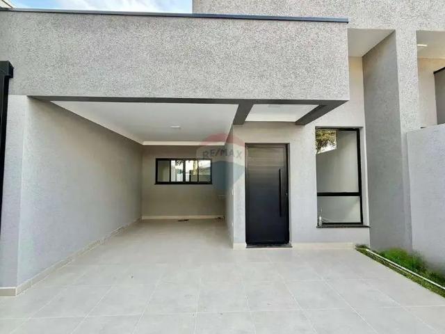 Casa / Sobrado para Venda em São José dos Pinhais/PR Afonso Pena 3 Quartos