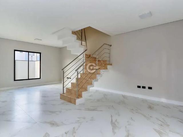 Casa / Sobrado para Venda em São José dos Pinhais/PR Afonso Pena 3 Quartos