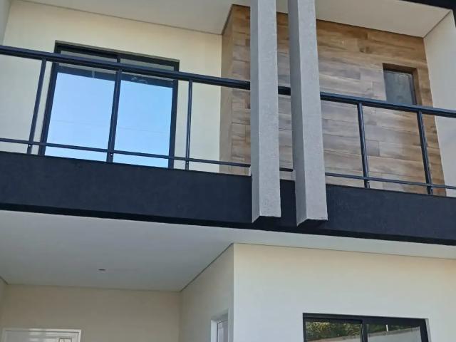 Casa / Sobrado para Venda em São José dos Pinhais/PR Afonso Pena 3 Quartos