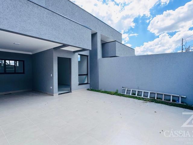 Casa / Sobrado para Venda em São José dos Pinhais/PR Afonso Pena 3 Quartos