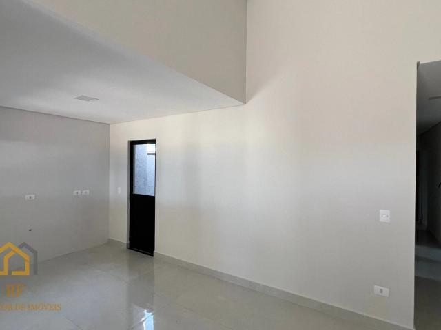 Casa / Sobrado para Venda em São José dos Pinhais/PR Afonso Pena 3 Quartos