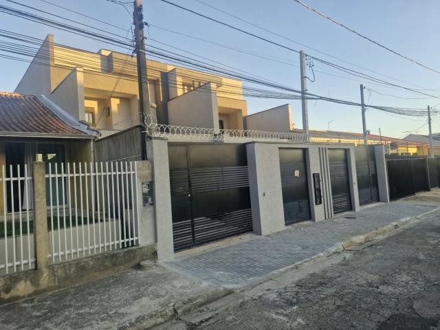 Casa / Sobrado para Venda em São José dos Pinhais/PR Afonso Pena 3 Quartos