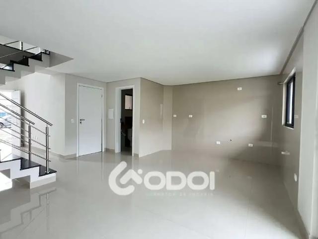 Casa / Sobrado para Venda em São José dos Pinhais/PR Afonso Pena 3 Quartos