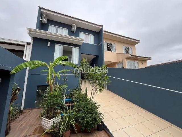 Casa / Sobrado para Venda em São José dos Pinhais/PR Afonso Pena 3 Quartos