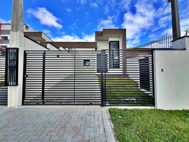 Casa / Sobrado para Venda em São José dos Pinhais/PR Afonso Pena 3 Quartos
