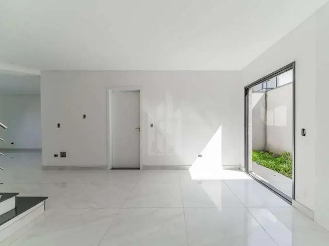 Casa / Sobrado para Venda em São José dos Pinhais/PR Afonso Pena 4 Quartos