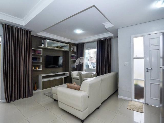 Casa / Sobrado para Venda em São José dos Pinhais/PR Afonso Pena 4 Quartos