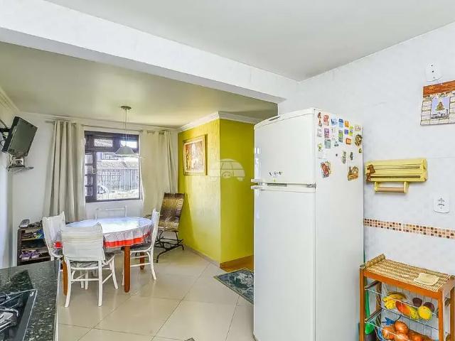 Casa / Sobrado para Venda em São José dos Pinhais/PR Afonso Pena 4 Quartos
