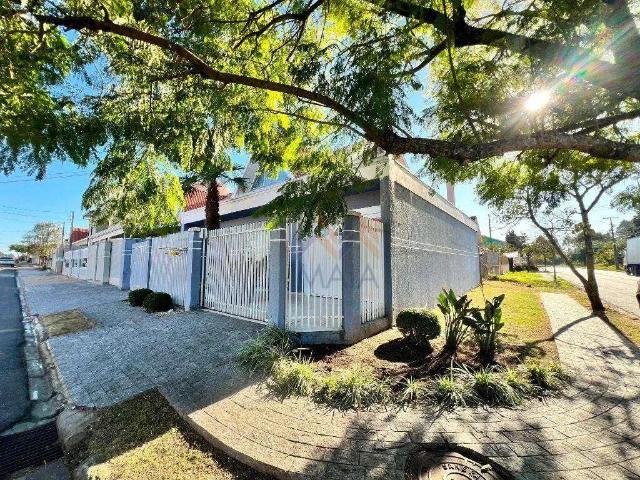 Casa / Sobrado para Venda em São José dos Pinhais/PR Afonso Pena 4 Quartos