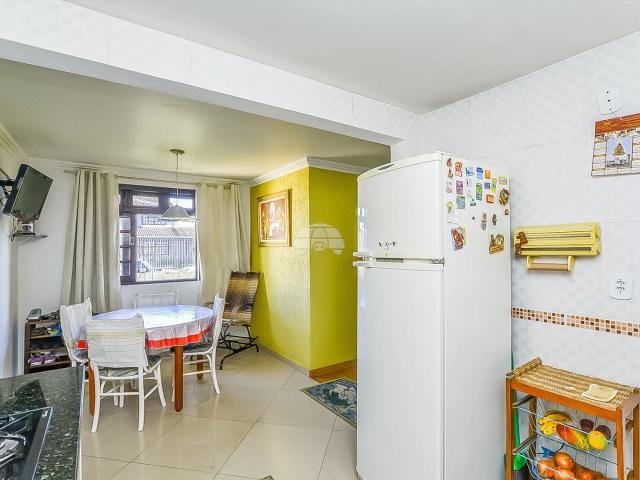 Casa / Sobrado para Venda em São José dos Pinhais/PR Afonso Pena 4 Quartos