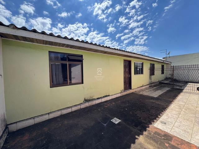 Casa / Sobrado para Venda em São José dos Pinhais/PR Afonso Pena