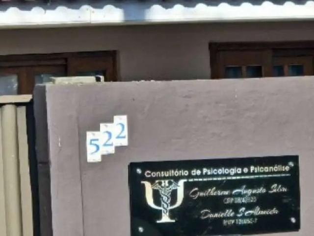 Casa / Sobrado para Venda em São José dos Pinhais/PR Afonso Pena 6 Quartos