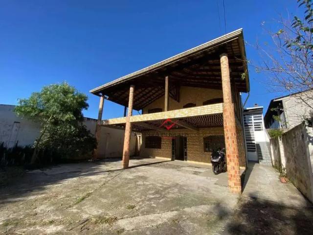Casa / Sobrado para Venda em São José dos Pinhais/PR Afonso Pena 6 Quartos