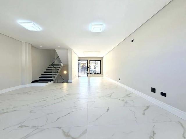 Casa / Sobrado para Venda em São José dos Pinhais/PR Aristocrata 3 Quartos