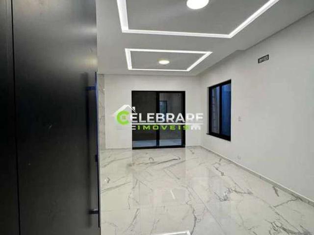 Casa / Sobrado para Venda em São José dos Pinhais/PR Aristocrata 3 Quartos