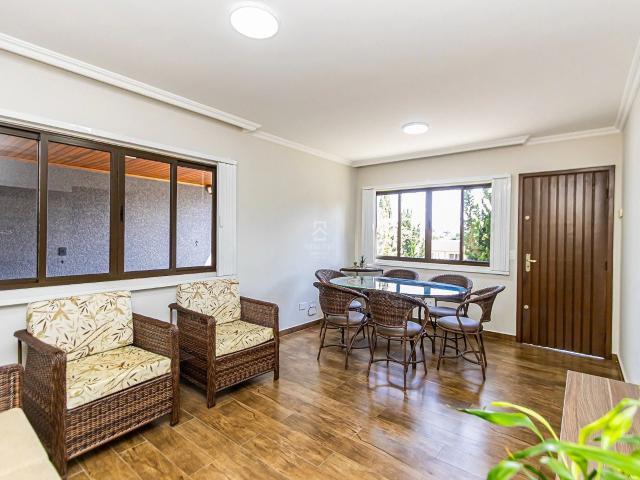 Casa / Sobrado para Venda em São José dos Pinhais/PR Aristocrata 3 Quartos