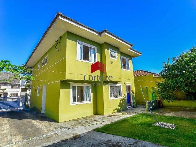 Casa / Sobrado para Venda em São José dos Pinhais/PR Aristocrata 3 Quartos