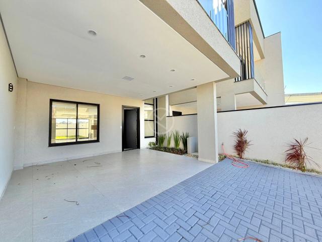 Casa / Sobrado para Venda em São José dos Pinhais/PR Aristocrata 3 Quartos