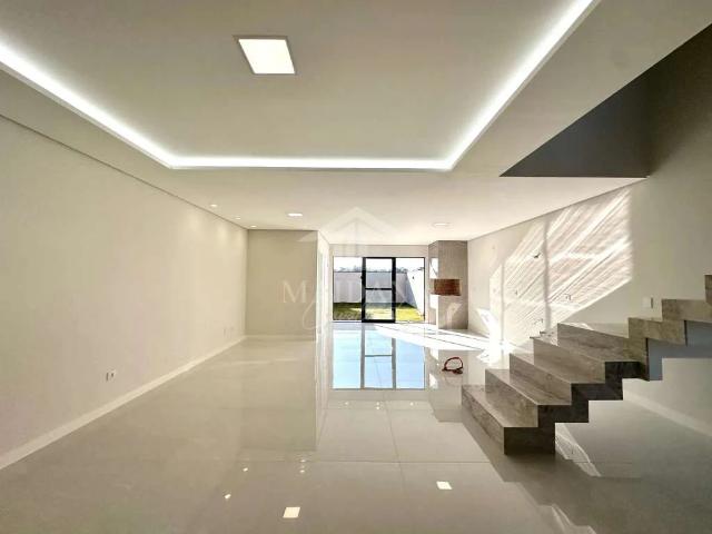 Casa / Sobrado para Venda em São José dos Pinhais/PR Aristocrata 3 Quartos