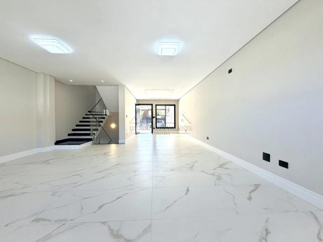 Casa / Sobrado para Venda em São José dos Pinhais/PR Aristocrata 3 Quartos