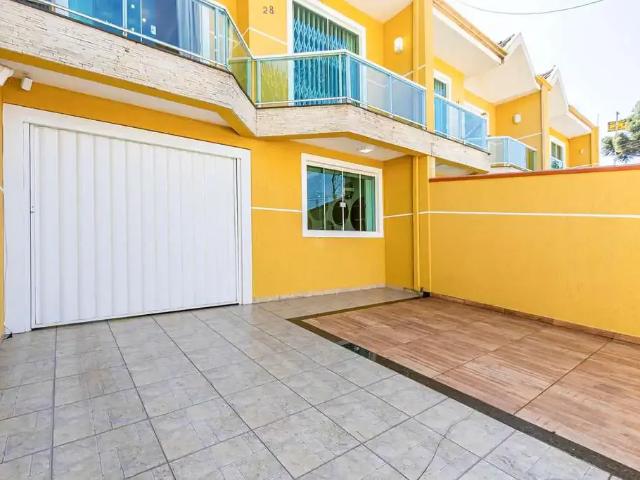 Casa / Sobrado para Venda em São José dos Pinhais/PR Aristocrata 3 Quartos
