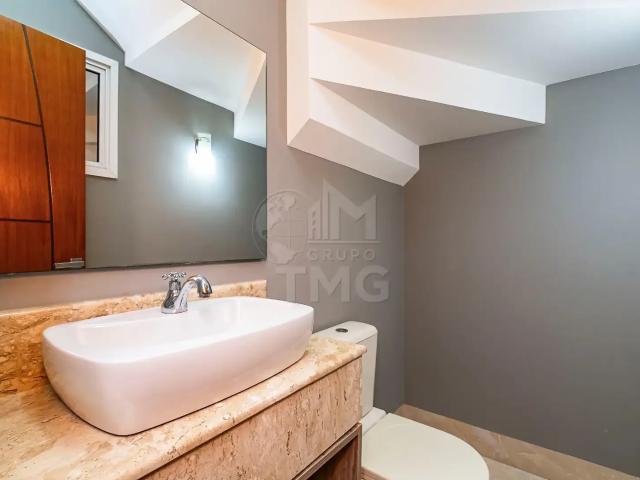 Casa / Sobrado para Venda em São José dos Pinhais/PR Aristocrata 3 Quartos
