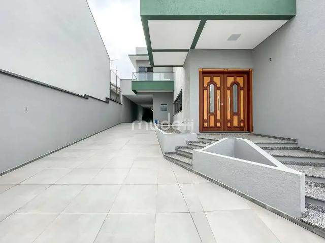 Casa / Sobrado para Venda em São José dos Pinhais/PR Aristocrata 4 Quartos