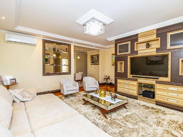 Casa / Sobrado para Venda em São José dos Pinhais/PR Aristocrata 5 Quartos
