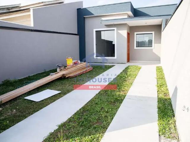 Casa / Sobrado para Venda em São José dos Pinhais/PR Barro Preto 3 Quartos