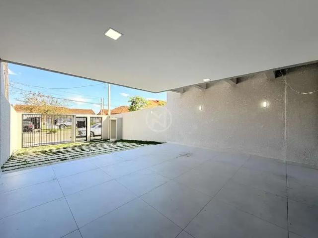 Casa / Sobrado para Venda em São José dos Pinhais/PR Bom Jesus 3 Quartos