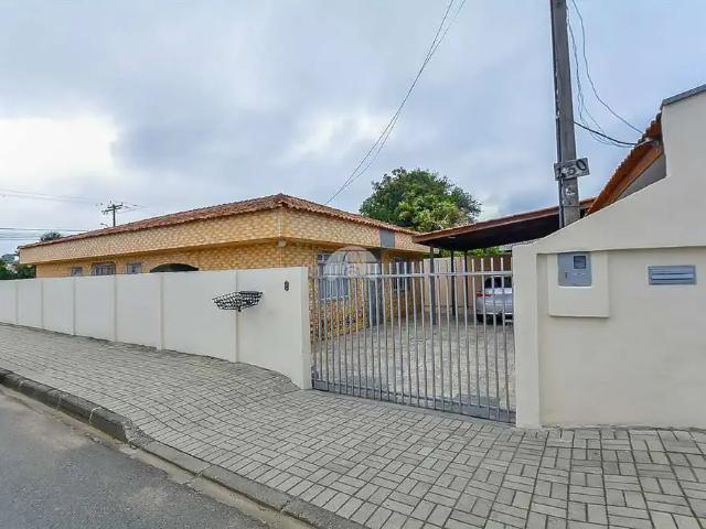 Casa / Sobrado para Venda em São José dos Pinhais/PR Borda do Campo 4 Quartos