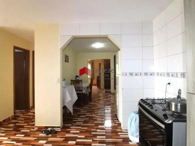 Casa / Sobrado para Venda em São José dos Pinhais/PR Campo Largo da Roseira 3 Quartos