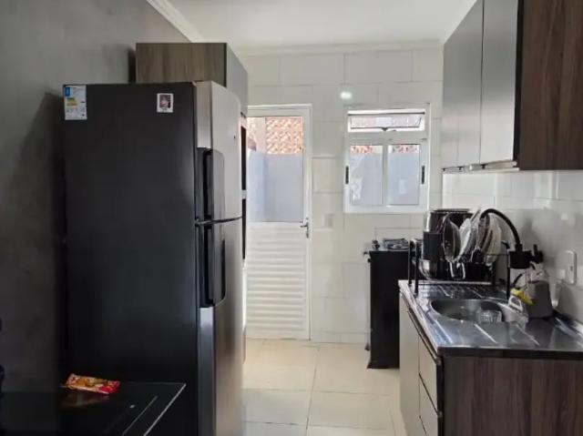 Casa / Sobrado para Venda em São José dos Pinhais/PR Campo Largo da Roseira 2 Quartos