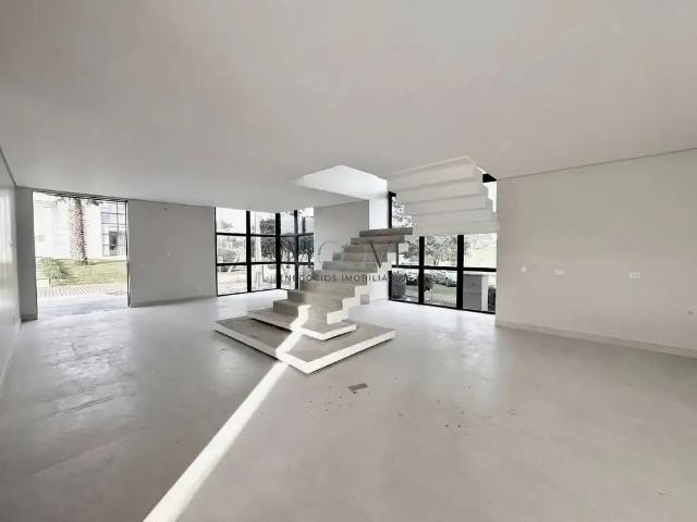 Casa / Sobrado para Venda em São José dos Pinhais/PR Campo Largo da Roseira 5 Quartos