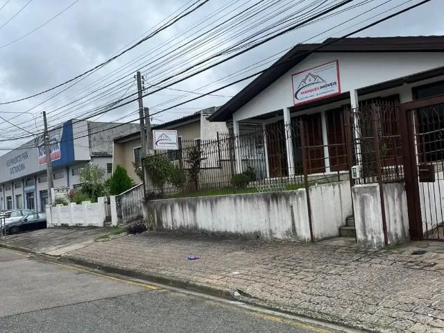 Casa / Sobrado para Venda em São José dos Pinhais/PR Centro 4 Quartos
