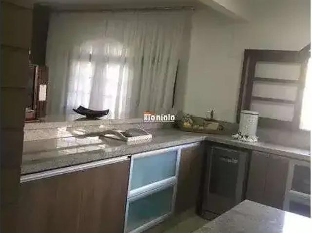 Casa / Sobrado para Venda em São José dos Pinhais/PR Centro 4 Quartos