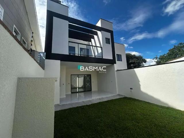 Casa / Sobrado para Venda em São José dos Pinhais/PR Centro 3 Quartos