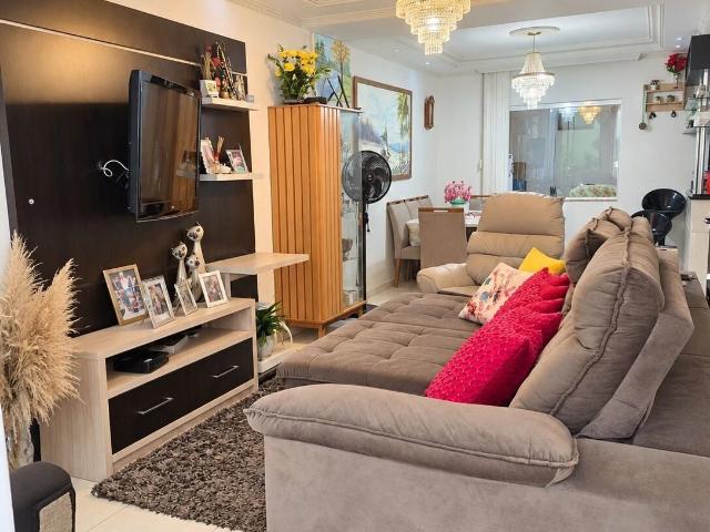 Casa / Sobrado para Venda em São José dos Pinhais/PR Centro 3 Quartos