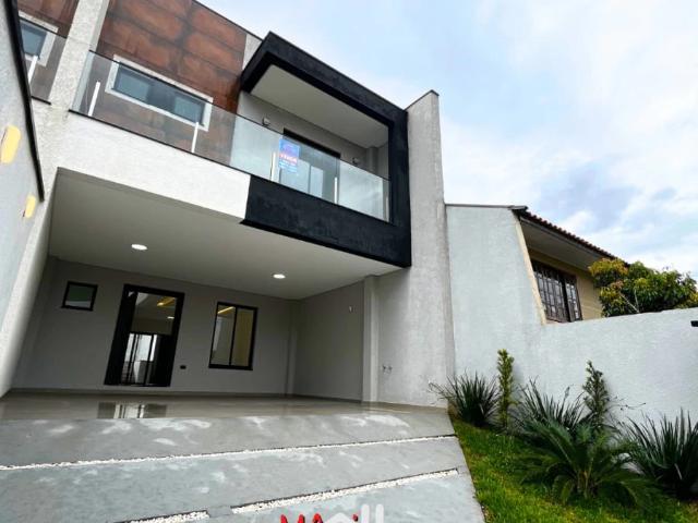 Casa / Sobrado para Venda em São José dos Pinhais/PR Centro 3 Quartos