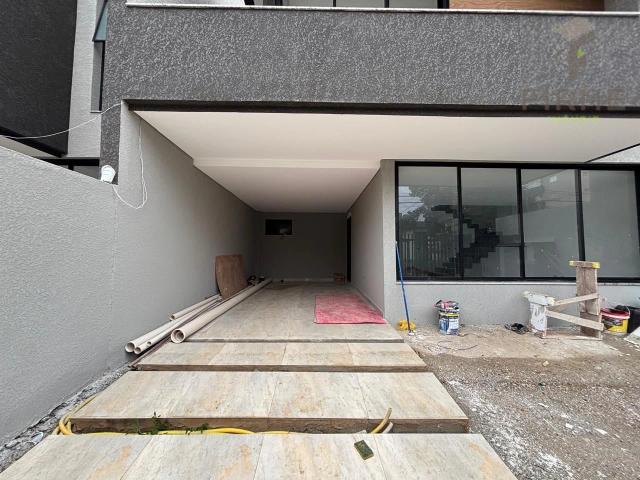 Casa / Sobrado para Venda em São José dos Pinhais/PR Centro 3 Quartos