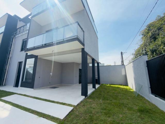 Casa / Sobrado para Venda em São José dos Pinhais/PR Cidade Jardim 3 Quartos