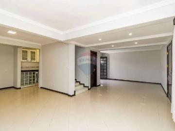 Casa / Sobrado para Venda em São José dos Pinhais/PR Cidade Jardim 3 Quartos