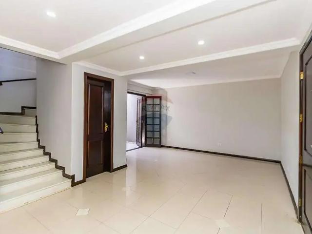 Casa / Sobrado para Venda em São José dos Pinhais/PR Cidade Jardim 3 Quartos