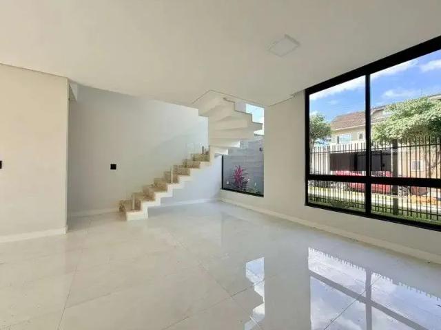 Casa / Sobrado para Venda em São José dos Pinhais/PR Cidade Jardim